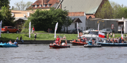 Parada na rzece Elblg. Na wodzie zaprezentoway si jachty i odzie (zobacz zdjcia)