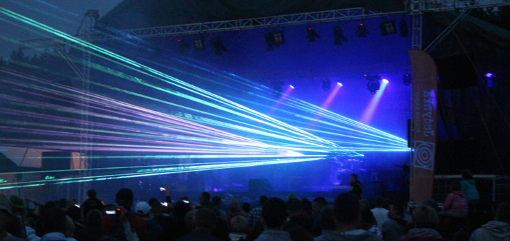 Koncert Danzela i pokaz laserw na zakoczenie M w Jantarze (zdjcia)